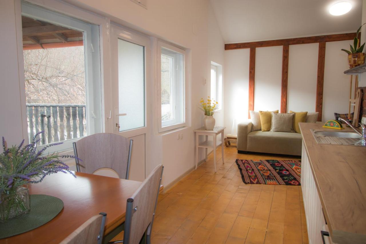 Bran And Breakfast Country house